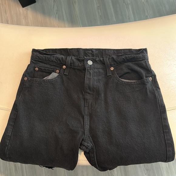 Black Levi’s 512 jeans 30W x 30L - Picture 3 of 12